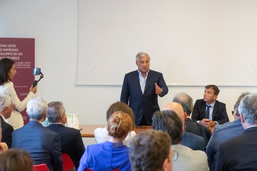 Antonio Tajani In Visita Al Gruppo Caviro Siamo Vicini Alle Imprese