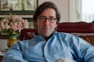 “La Sicilia enoica non è assolutamente tutta uguale: abbiamo una vasta diversità di climi, da Pantelleria alla vetta dell’Etna, un enorme numero di varietà di viti e una grande molteplicità di terreni”. Così da “Sicilia en Primeur” Alessio Planeta