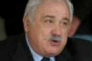 ‘‘Tradizione vuol dire tradire quello che non serve mantenendo ciò che serve: quindi la fedeltà è al vitigno e il tradimento è su ciò che ha bisogno di essere cambiato’’. È il pensiero del professor Attilio Scienza sul concetto di tradizione