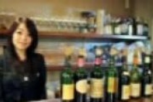 Come sta il vino italiano in Giappone? Quali le tipologie e le fasce di prezzo che vanno per la maggiore tra gli enoappassionati del Sol Levante? Risponde Takeshy Ayashi, consulente di produttori, ristoratori e importatori per il mercato giapponese