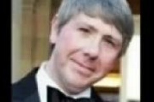 "La varietà dei vitigni è la ricchezza dell’Italia vinicola": presente e futuro del vino italiano nel mercato inglese secondo il parere di Neil Beckett, direttore del magazine "The World of Fine Wine"...