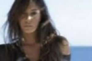 Quale vino portereste sull’isola deserta? Lo abbiamo chiesto ad una delle “naufraghe” più famose del piccolo schermo, la modella argentina Belen Rodriguez. La sua risposta? Una dichiarazione d’amore per il vino italiano. Ma proprio tutto tutto...