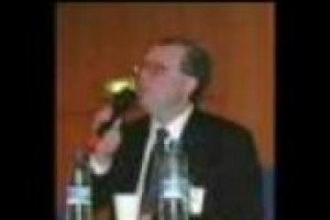 'Mai bere prima di mettersi alla guida, ma sul rapporto tra alcol e metabolismo c'è un buco di conoscenza che dobbiamo colmare'. Le parole del farmacologo Alberto Bertelli