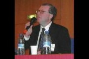 'E' ormai provato che il vino fa bene, il pensiero di un neo-proibizionismo europeo è incomprensibile'. Lo dice Alberto Bertelli, farmacologo e vicepresidente della commisione Vino e Salute dell'Oiv