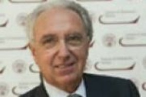 Tutelare un marchio come l’Amarone, registrandone il nome in Europa e nel mondo, ha costi importanti, ma garantisce tutele fondamentali. Ne abbiamo parlato con Alessandro Bianchi, presidente della Camera di Commercio di Verona