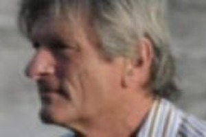 Arrivano le bollicine dal fondo del mare, della Cantina Bisson di Chiavari. Marketing o esperimento scientifico? Lo abbiamo chiesto all’enologo che lo ha ideato, Piero Lugano. Per Mattia Vezzola, firma delle bollcine, ‘‘un’esperienza interessante’’