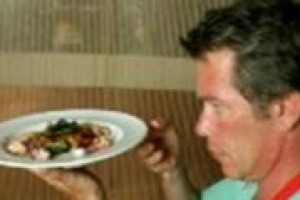 Il sistema dei media e il mondo dell’enogastronomia: quanto conta l’informazione del wine & food nella crescita delle tipicità italiane? Lo abbiamo chiesto a Gioacchino Bonsignore, anima e volto del ‘‘Tg 5 Gusto’’