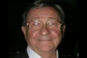 In vista del Capodanno ... cresce il malcontento dei locali pubblici per il divieto di vendita di alcolici dopo le 2 di notte. La protesta di Giancarlo Bornigia, storico proprietario del Piper di Roma