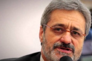 L’Asti torna a fare sistema, con un fondo da 3,5 milioni di euro finanziato dai protagonisti della filiera produttiva, che finanzierà attività pubblicitarie e promozionali, come spiega a WineNews il direttore del Consorzio dell’Asti Giorgio Bosticco