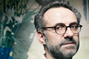 “Umiltà passione e sogno ingredienti fondamentali per avere successo in questo mestiere”. Così, dalla presentazione della guida “I Ristoranti d’Italia de l’Espresso 2016” lo chef “perfetto”, Massimo Bottura, il primo a raggiungere i 20/20