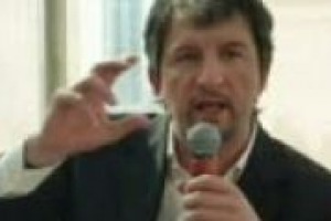 Il ‘‘Salone del Gusto’’, un brand da 2,35 milioni di euro ed un evento che ne vale 65, rimane a Torino e per l’edizione 2012, aprirà a tutti anche Terra Madre. Ne abbiamo parlato con Roberto Burdese, presidente di Slow Food Italia Il ‘‘Salone del Gusto’’, un brand da 2,35 milioni di euro ed un evento che ne vale 65, rimane a Torino e per l’edizione 2012, aprirà a tutti anche Terra Madre. Ne abbiamo parlato con Roberto Burdese, presidente di Slow Food Italia