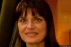 Amarone e i ‘‘suoi fratelli’’, protagonisti della crescita imprenditoriale ed economica di un territorio: a raccontarcene dimensioni e numeri e a fotografarne lo stato dell’arte Olga Bussinello, direttore del Consorzio dei Vini della Valpolicella