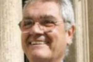 Conversazione con l’ex Ministro dell’Agricoltura, e oggi produttore, Calogero Mannino: dai perché della perdita d’importanza del settore agricolo nell’agenda politica, alla legge 164/92, per anni guida del vino italiano