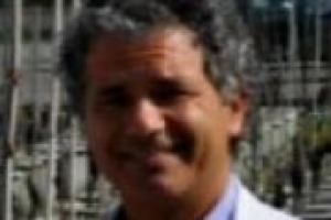 L’azienda vinicola autovaluta la sua sostenibilità ambientale, sociale, etica, produttiva ed economica, e poi decide se e quanto intervenire. È il progetto ‘‘SosTain’’, dell’Università Cattolica del Sacro Cuore coordinato dal professor Ettore Capri L’azienda vinicola autovaluta la sua sostenibilità ambientale, sociale, etica, produttiva ed economica, e poi decide se e quanto intervenire. È il progetto ‘‘SosTain’’, dell’Università Cattolica del Sacro Cuore coordinato dal professor Ettore Capri