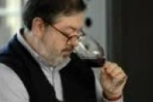 ‘‘Molto bene Puglia, Campania, Alto Adige e Friuli. La Lombardia al top con Franciacorta e Oltrepò Pavese. Grande il Barolo 2005, che piacerà più a noi che agli americani’’. Primi assaggi di guida con Daniele Cernilli, direttore del Gambero Rosso.