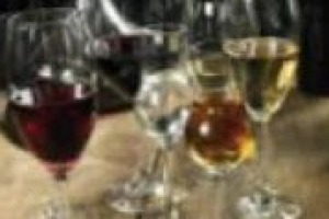 La camera da letto è la miglior alleata dei ristoranti: che sia di alberghi vicini o della struttura che ospita il locale, la possibilità di trascorrere la notte senza dover guidare dopo aver bevuto è il miglior antidoto alla paura dell’etilometro