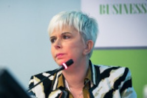 “La Cina è ancora lontana, è un mercato dove l’Italia può e deve crescere ancora tanto. Ma dobbiamo imparare a conoscere la cultura cinese e a raccontarci uniti”. Così, da Wine2Wine, Silvana Ballotta di Business Strategies