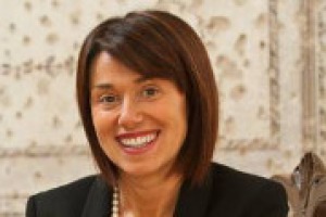 “Il Gruppo Italiano Vini ha chiuso il bilancio 2014 a 350 milioni di euro di fatturato, ma c’è ancora tanto da fare, specie sui mercati esteri”. A WineNews Roberta Corrà, dg Giv, che lancia le 12 “stelle” del Gruppo abbinate a 12 Premi Nobel italiani