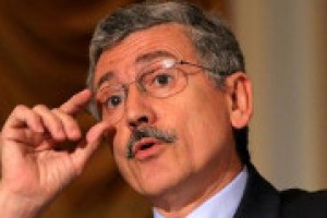 Dopo la visita a Vinitaly del Presidente del Consiglio Renzi, la politica (finalmente) “sa che il vino è una grande risorsa del paese”. Parola di Massimo D&#700;Alema, oggi produttore, che si racconta a WineNews. Dai tempi de “L’Unità” e “Slow Food”