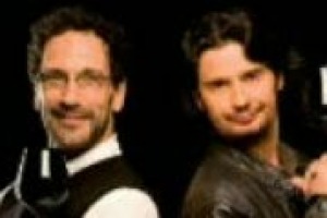 Parlare di vino e cibo alla radio con leggerezza, per rendere un mondo troppo spesso distante dalla gente alla portata di tutti. Ecco l’anima di ‘‘Decanter’’ di Fede & Tinto su Radio2, la trasmissione più seguita dell’enogastronomia via etere ...