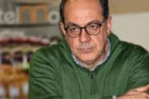 ‘‘L’iniziativa di Coop, che spero serva da esempio ad altri, va in direzione opposta a quanto accade, ad esempio, in Inghilterra, dove l’informazione finisce per condizionare la scelta più che per fare chiarezza’’. A WineNews, Paolo De Castro