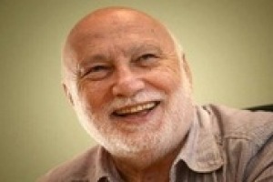 Ottimismo tra i produttori, consapevolezza di limiti ed obiettivi, e chiara la strada da seguire: il futuro della Franciacorta secondo il sociologo Domenico De Masi, in un territorio simbolo di un’enogastronomia che in Italia è sempre più trainante Ottimismo tra i produttori, consapevolezza di limiti ed obiettivi, e chiara la strada da seguire: il futuro della Franciacorta secondo il sociologo Domenico De Masi, in un territorio simbolo di un’enogastronomia che in Italia è sempre più trainante