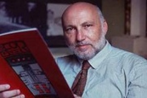 “Credo ci sia questo passaggio notevole da un’agricoltura faticosa a un’agricoltura non dico gioiosa, ma piena di soddisfazioni”: il ritorno dei giovani alla terra secondo il sociologo Domenico De Masi, docente dell’Università “La Sapienza” di Roma.