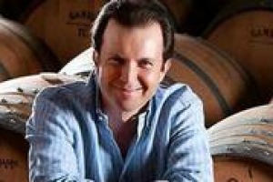 “Quando ci associamo, c’è la paura di dire a voce alta che il consumo di vino (in maniera moderata) non fa male. Bisogna promuovere il nostro prodotto tutti insieme senza paura di ripercussioni”. Così Domenico Zonin Presidente Unione Italiana Vini