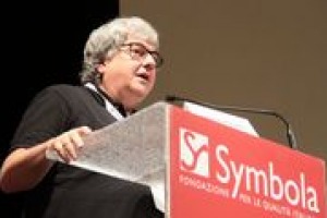 “La “green economy” sta aiutando l’Italia ad uscire dalla crisi. Le aziende che ci hanno investito da subito stanno esportando di più, innovano di più e producono più posti di lavoro, soprattutto nel mondo nel vino”. Così Ermete Realacci di Symbola