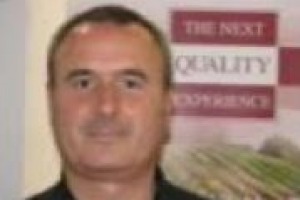 Formazione permanente degli operatori e creazione di cultura del vino italiano nei mercati emergenti: ecco la via obbligata per cogliere le grandi opportunità dei Paesi asiatici. Così Fabio Piccoli del progetto ‘‘The next quality experience’’ (Uiv)