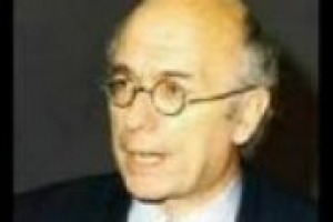 ‘Il fatto che il calo dei consumi di alimentari coinvolga anche i prodotti di base e non solo quelli ‘top’ ci dà la misura della drammaticità della crisi’. Parola del sociologo Giampaolo Fabris...