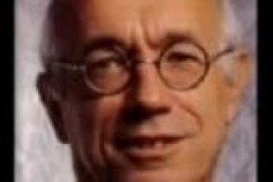 ‘Enoteche e wine bar diventano luoghi di socialità, dove poter dialogare con persone prima lontane dal vino, che si rivolgevano solo alle birrerie come i giovani’. Il commento del sociologo Giampaolo Fabris