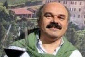 ‘‘Serve un nuovo Rinascimento, e per questo Eataly di Firenze è dedicato al Rinascimento. È il primo supermercato al mondo dove si entra e si può ascoltare un audio guida sulla di quel fondamentale periodo, tra cibo e cultura’’. Parola di Farinetti