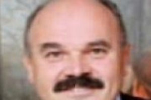 Oscar Farinetti, patron di Eataly e azionista di riferimento di Fontanafredda e di Mirafiore, paga il 20% in più per le uve prodotte senza diserbanti e concimi chimici. ‘‘Tutto questo costa, ed il contadino deve essere pagato’’, dice a WineNews