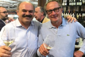 La verità, tutta la verità, nient’altro che la verita, sulla liaison nel nome del Timorasso tra Walter Massa e Oscar Farinetti, raccontata insieme a WineNews dai protagonisti. Due storie “di famiglia” che si intrecciano nel nome di una passione