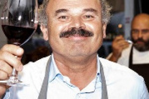 “Il lavoro non si crea per decreto, ma nasce dalle idee, originali, degli imprenditori, mentre il Governo l’unica cosa che deve fare è usare le leve fiscali per facilitare il lavoro dell’imprenditore”. A WineNews, il patron di Eataly Oscar Farinetti