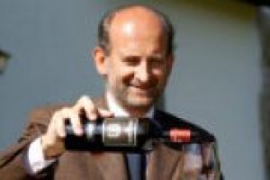 700 anni di storia alle spalle, e ora si guarda al futuro. È Marchesi de’ Frescobaldi, nome storico del vino italiano, che inizia un nuovo corso (con nuovi acquisti?). A WineNews le parole del nuovo presidente, fresco di nomina, Lamberto Frescobaldi