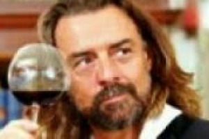 Un film per raccontare il mondo del vino attraverso il ciclo della vite, ed in particolare il periodo della vendemmia. Ecco il progetto, raccontato a WineNews, di Gelasio Gaetani Lovatelli d’Aragona, ambasciatore del made in Italy enoico nel mondo Un film per raccontare il mondo del vino attraverso il ciclo della vite, ed in particolare il periodo della vendemmia. Ecco il progetto, raccontato a WineNews, di Gelasio Gaetani Lovatelli d’Aragona, ambasciatore del made in Italy enoico nel mondo