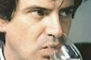 La comunicazione nel mondo del vino è ancora troppo autoreferenziale e rivolta agli addetti ai lavori. Quali sono i passi da fare per invertire la rotta e parlare alle masse? Lo abbiamo chiesto all’ ‘‘enofilosofo’’ Giacomo Mojoli