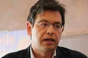 Il Ministro delle Politiche Agricole Maurizio Martina ha assicurato i primi decreti attuativi del Testo Unico del Vino già a Vinitaly, ma a che punto sono i lavori? A WineNews il deputato Luca Sani, presidente Commissione Agricoltura della Camera