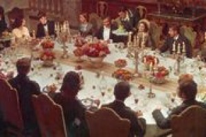 Dalle corti al Vaticano, in passato attorno alle tavole del potere si sono decise tante cose, ma oggi sembra contare di più il potere della cucina mediatica e dei grandi chef. A WineNews Giovanna Esposito, autrice del volume “Gli Aristopiatti”