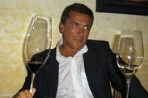 Uscirà il 20 gennaio il nuovo romanzo di Giovanni Negri, “Il Vigneto Da Vinci”, un giallo che, al mistero della scomparsa del Professor Attilio Scienza, legherà anche la storia enoica di Leonardo Da Vinci. Ad anticipare la trama è lo stesso autore