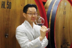 “Il vino italiano in Giappone non è una novità, i consumatori lo conoscono, anche grazie ai 10.000 ristoranti italiani nel Paese, per questo in futuro saremo una porta d’ingresso naturale a tutto l’Oriente”. A WineNews, Hayashi Mototsugu