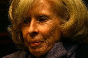 “Il vino ispira ancora oggi chi scrive, perché lo spirito del vino nutre quello umano. E serve anche per avvicinare i giovani alla cultura”. Così Isabella Bossi Fedrigotti, giornalista, scrittrice, e anche produttrice in Trentino ...