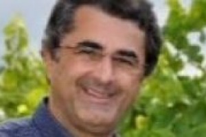 Sopresa: il marketing del vino italiano è meglio di quello francese che sempre si prende ad esempio. Parola di Jacques Orhon, giornalista e sommelier franco-canadese, e miglior ambasciatore dell’enologia del Belpaese in Francia e nel mondo francofono