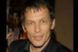 'La strategia di Campari è di lavorare e vendere vini italiani' così J.J. Dubau, marketing manager del colosso italiano delle bevande alcoliche impegnato con il 15% del proprio volume d’affari nel settore vini