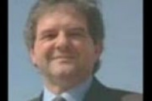 ‘Il futuro della Sicilia, sul marcato italiano e internazionale, sarà all’insegna dei vitigni autoctoni. La diversità dei territori dell’isola è emozionante’. Le parole dell’enologo Donato Lanati