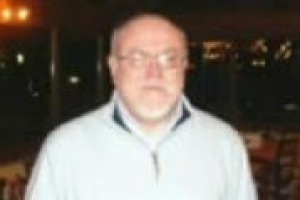 Il vino dealcolato, per qualcuno un’opportunità di mercato, più evidentemente la risposta al cambiamento climatico. A WineNews na abbiamo parlato con il Professor Leonardo Valenti, professore di viticoltura dell’Università di Milano