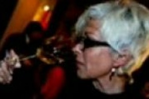 Il mondo del wine & food? Pieno di uomini di successo, ma senza la forza, la determinazione e la fantasia delle donne non sarebbe così: storie che Licia Granello, firma di Repubblica, racconta nel suo ultimo libro, ‘‘Il gusto delle donne’’