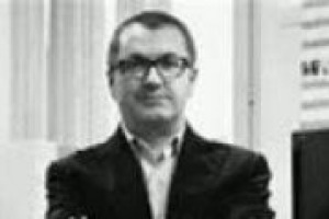 ‘‘Il mondo del cibo è così popolare perché fare qualcosa di gratificante per sé è l’ultimo lusso che ci resta, e lo chef diventa glamour grazie alla capacità di diventare un personaggio’’. Parola di Luca Dini, direttore di Vanity Fair